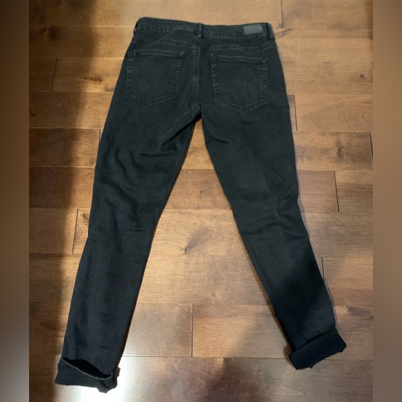 Garage black ripped jeans on the knees - Picture 2 of 2